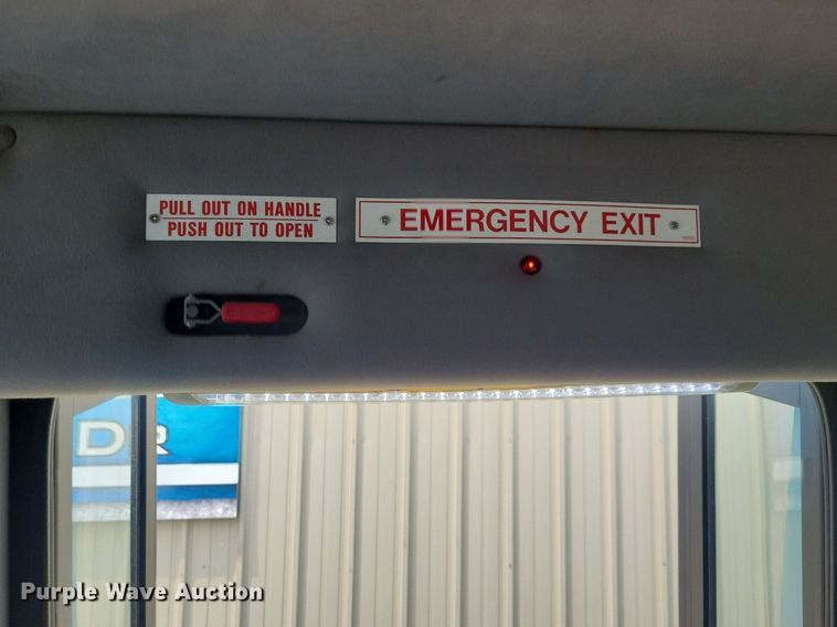 image for item DN4016 2015 Ford F650 Super Duty XLT  coach bus