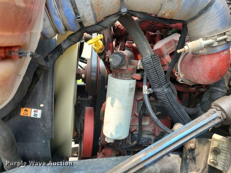 image for item DN4016 2015 Ford F650 Super Duty XLT  coach bus