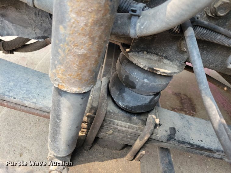 image for item DN4016 2015 Ford F650 Super Duty XLT  coach bus