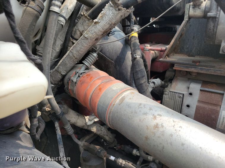 image for item DN4016 2015 Ford F650 Super Duty XLT  coach bus