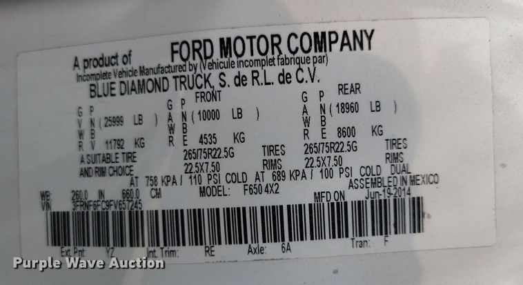 image for item DN4016 2015 Ford F650 Super Duty XLT  coach bus