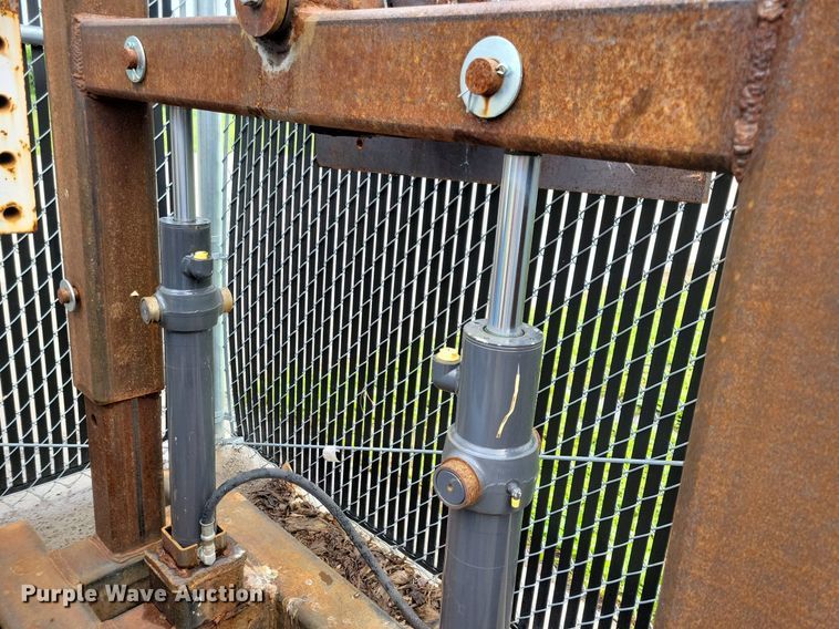 image for item DN4018 OTC The Revolver  engine stand