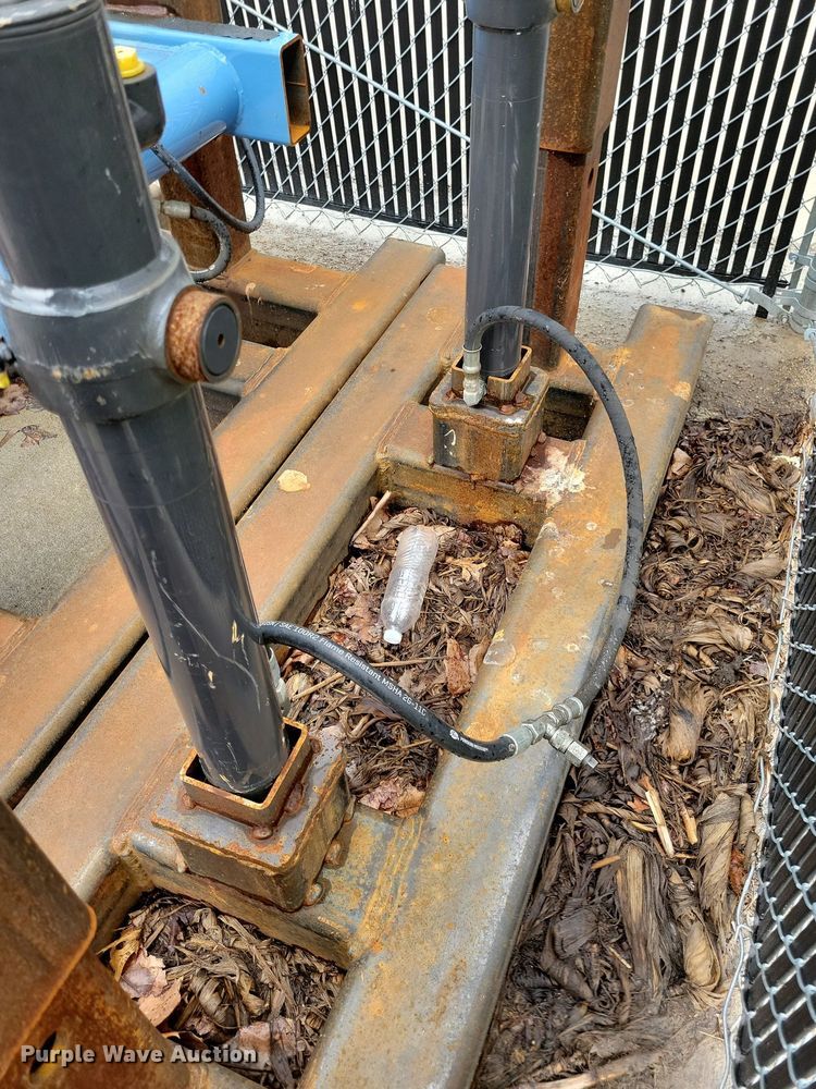 image for item DN4018 OTC The Revolver  engine stand