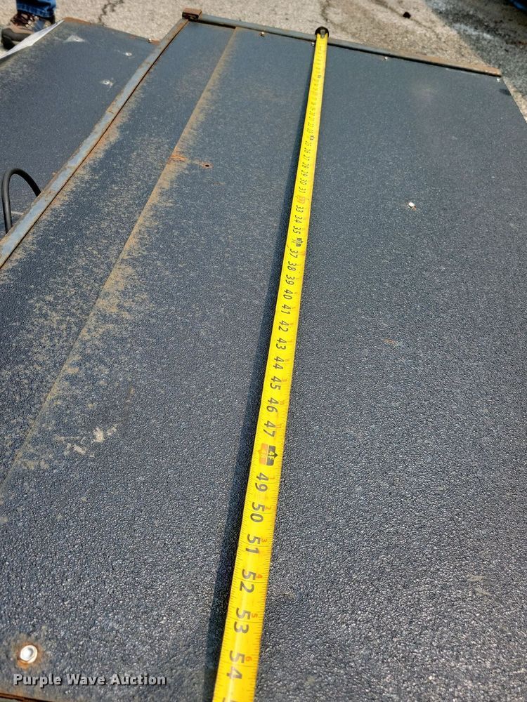 image for item DN4021 DEL  lift gate