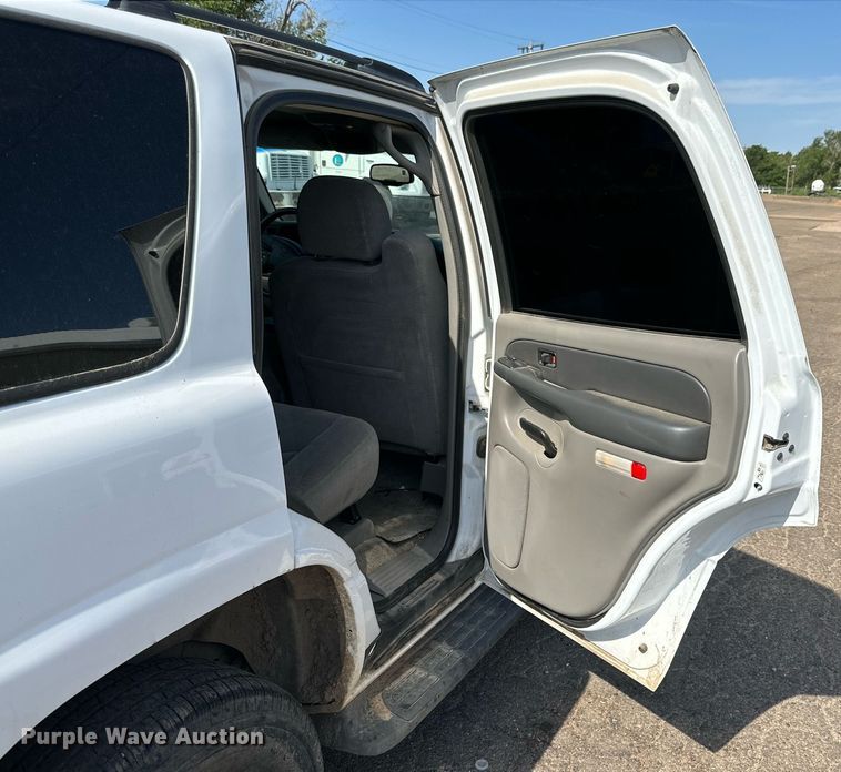 image for item DN4710 2003 Chevrolet Tahoe  SUV