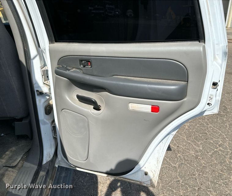 image for item DN4710 2003 Chevrolet Tahoe  SUV