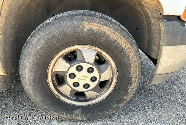 image for item DN4710 2003 Chevrolet Tahoe  SUV