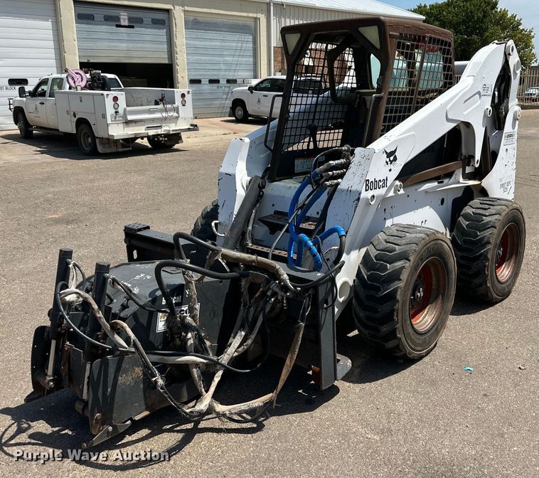 image for item DN4711 2008 Bobcat S250  skid steer loader