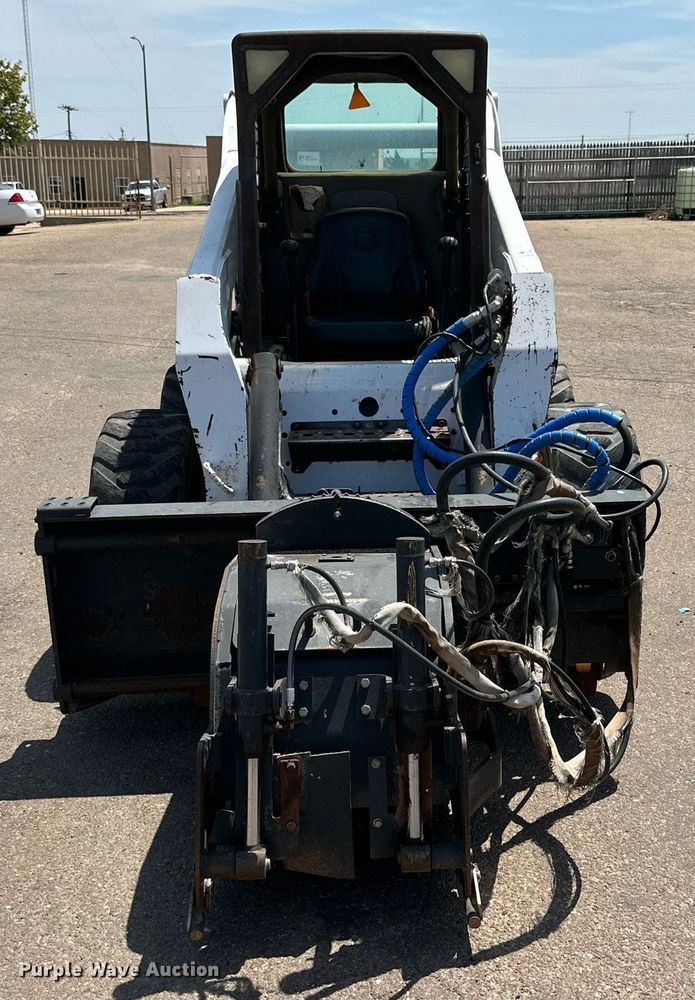 image for item DN4711 2008 Bobcat S250  skid steer loader