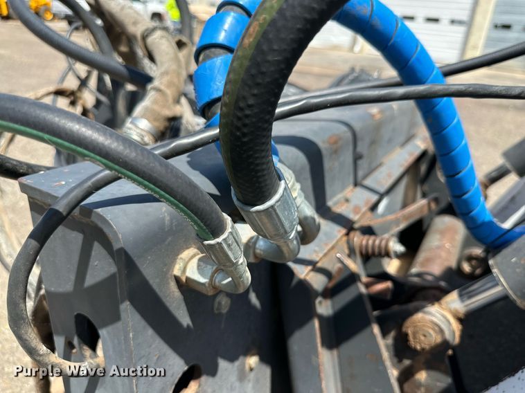 image for item DN4711 2008 Bobcat S250  skid steer loader