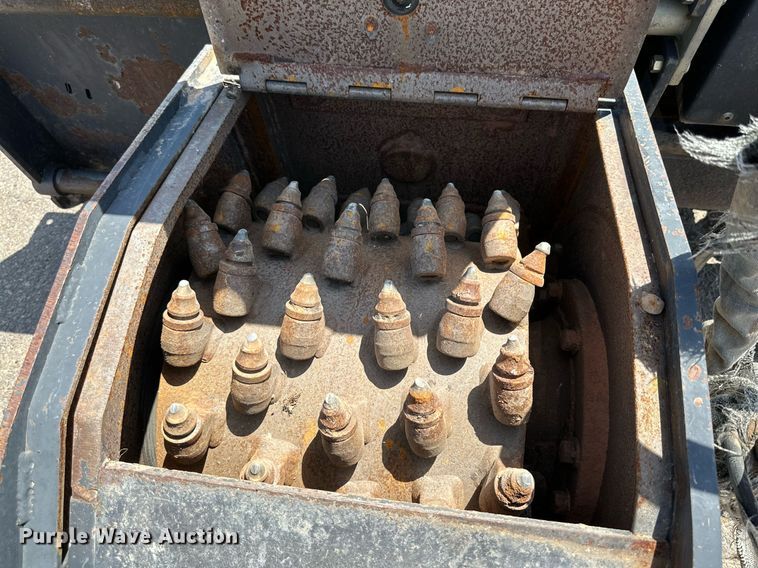 image for item DN4711 2008 Bobcat S250  skid steer loader