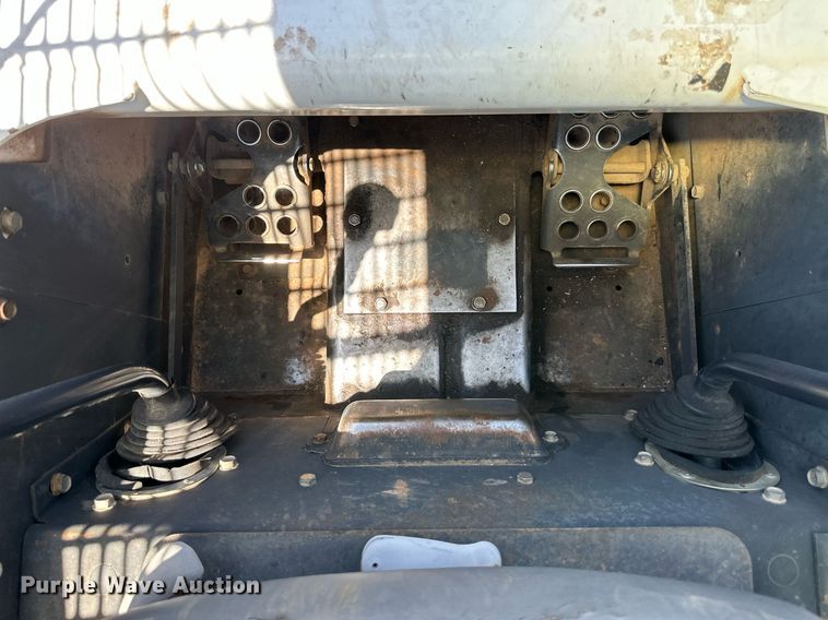 image for item DN4711 2008 Bobcat S250  skid steer loader