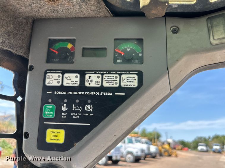 image for item DN4711 2008 Bobcat S250  skid steer loader