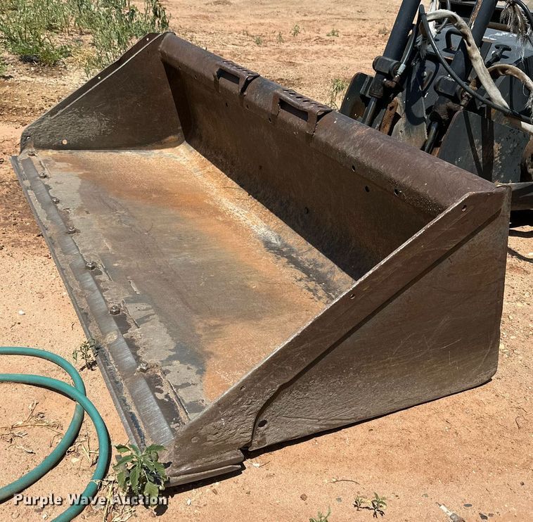 image for item DN4711 2008 Bobcat S250  skid steer loader