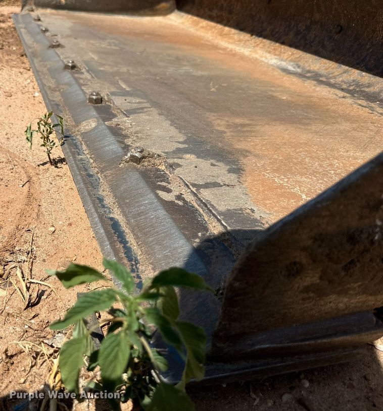 image for item DN4711 2008 Bobcat S250  skid steer loader