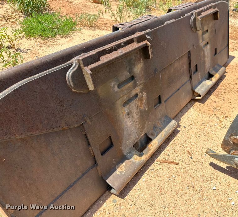 image for item DN4711 2008 Bobcat S250  skid steer loader