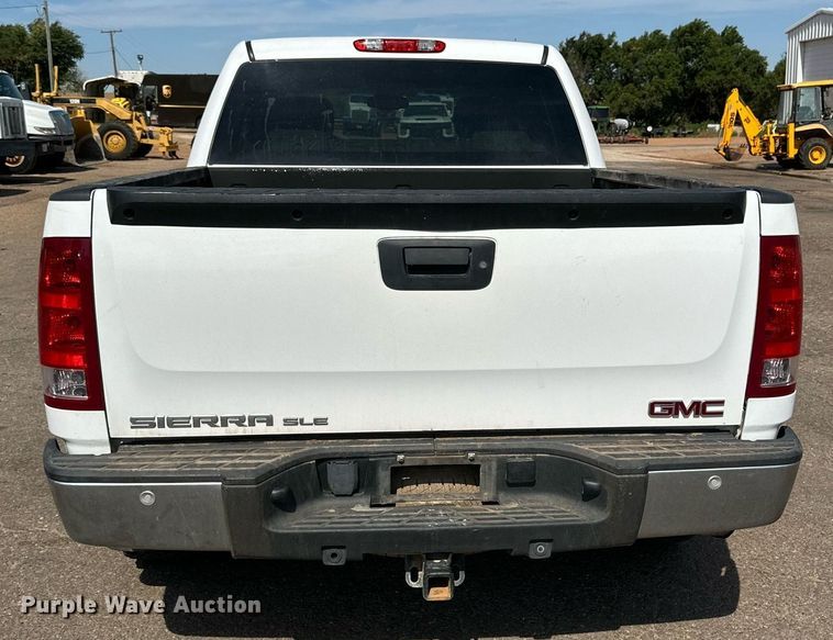 image for item DN4712 2013 GMC Sierra 1500  Crew Cab pickup truck