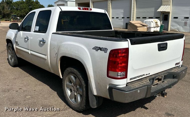 image for item DN4712 2013 GMC Sierra 1500  Crew Cab pickup truck