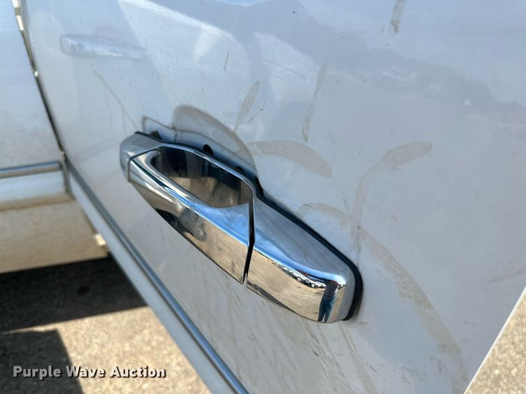 image for item DN4712 2013 GMC Sierra 1500  Crew Cab pickup truck