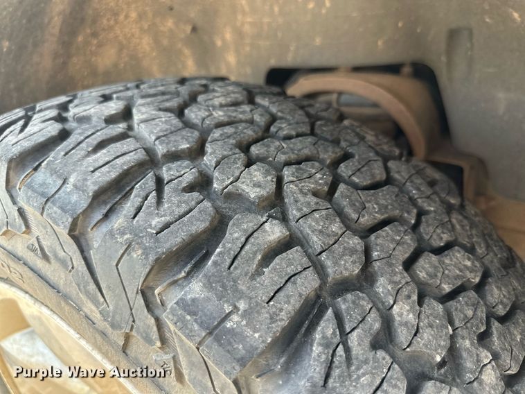 image for item DN4712 2013 GMC Sierra 1500  Crew Cab pickup truck