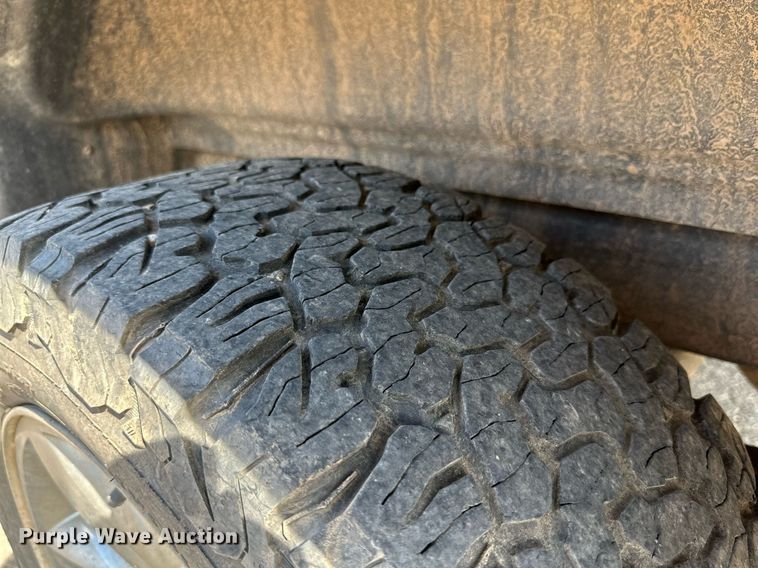 image for item DN4712 2013 GMC Sierra 1500  Crew Cab pickup truck