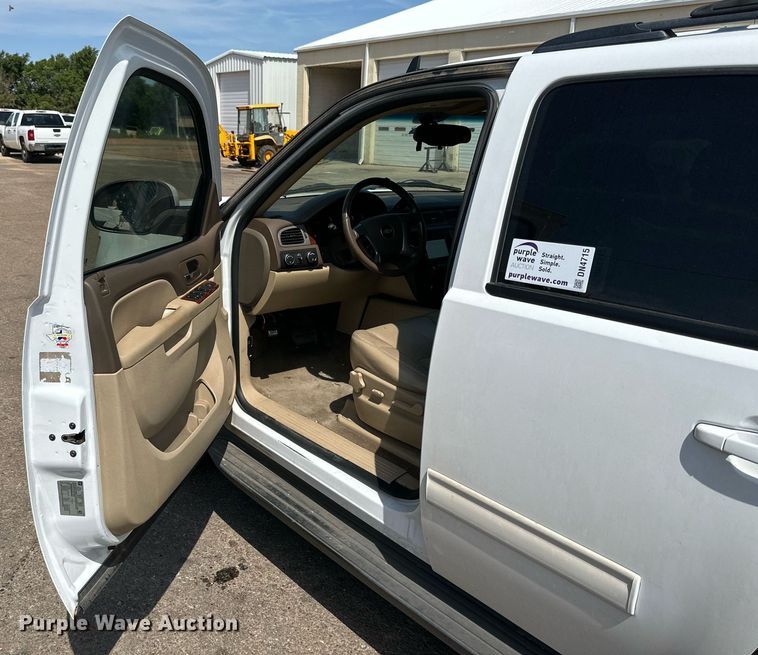 image for item DN4715 2010 Chevrolet Tahoe  SUV