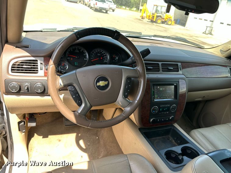 image for item DN4715 2010 Chevrolet Tahoe  SUV