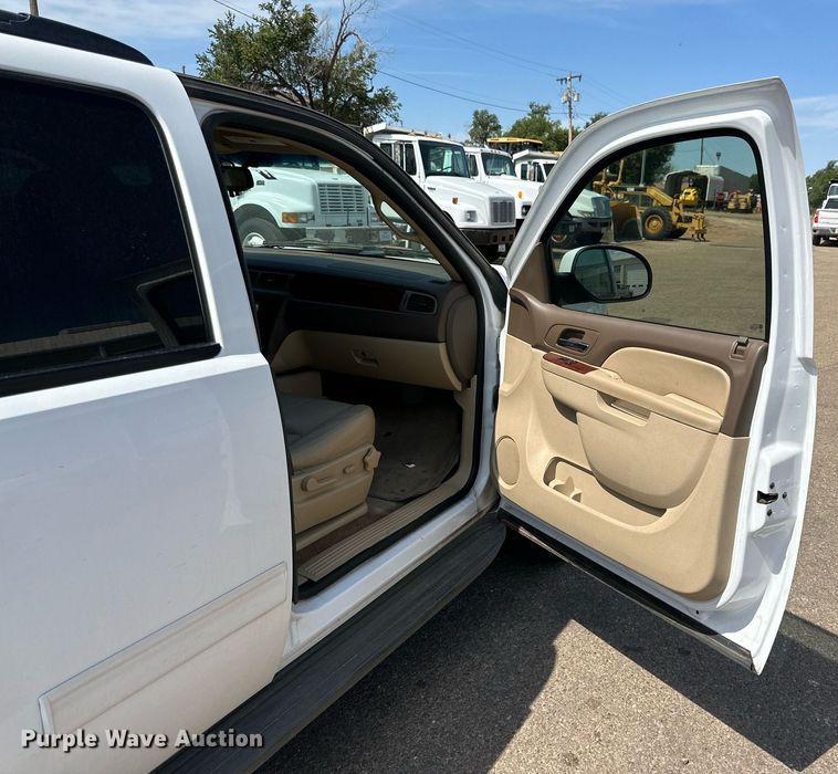 image for item DN4715 2010 Chevrolet Tahoe  SUV