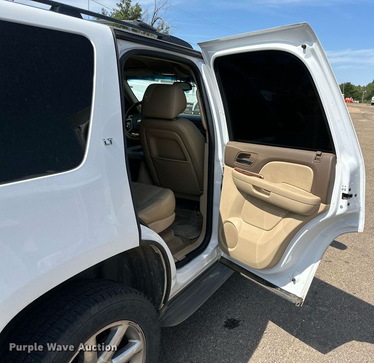 image for item DN4715 2010 Chevrolet Tahoe  SUV