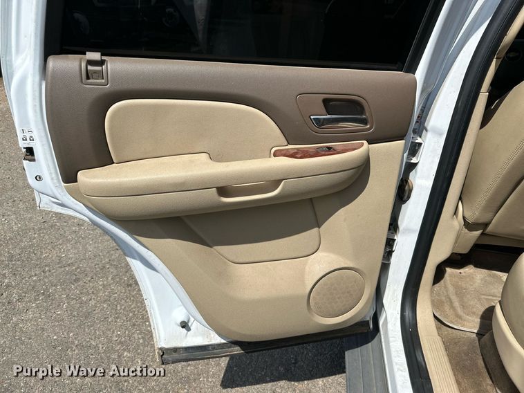 image for item DN4715 2010 Chevrolet Tahoe  SUV