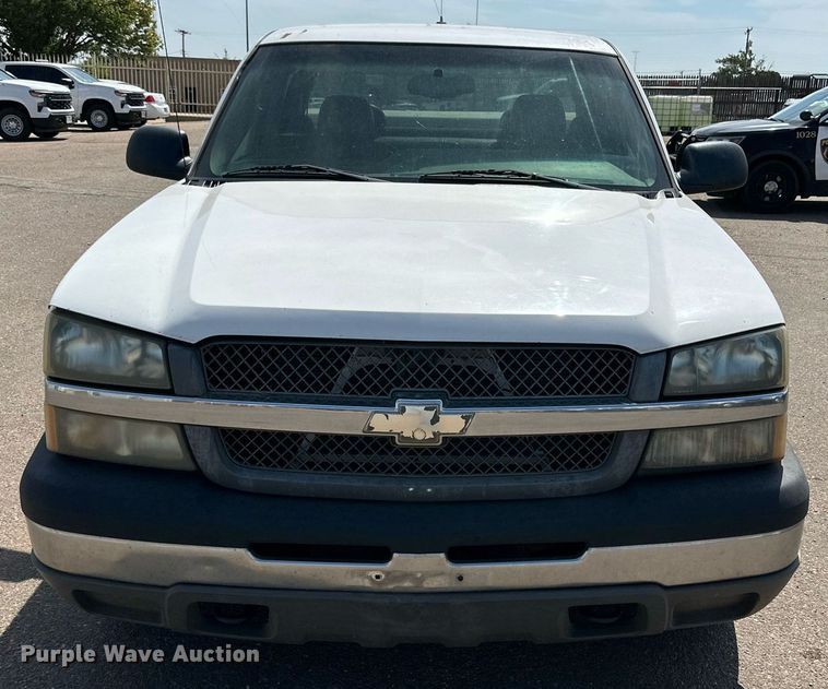 image for item DN4716 2004 Chevrolet Silverado 1500  Ext. Cab pickup truck