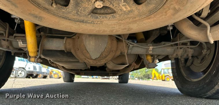 image for item DN4716 2004 Chevrolet Silverado 1500  Ext. Cab pickup truck