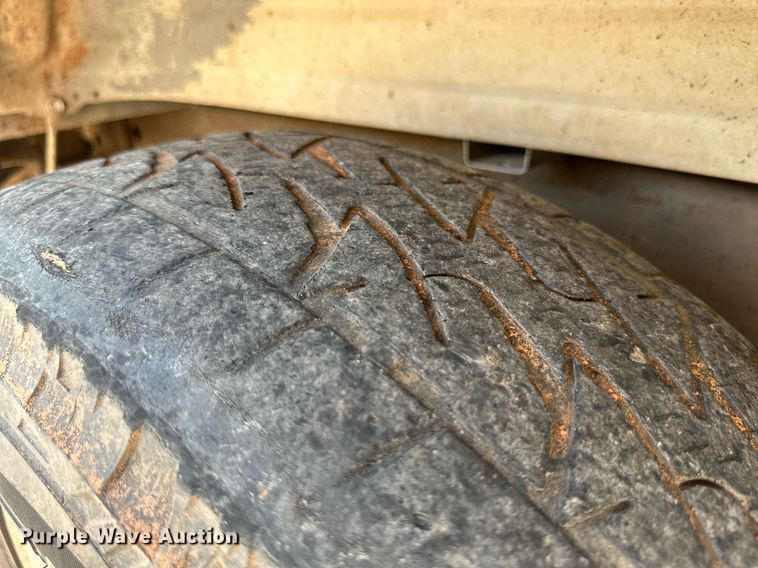 image for item DN4716 2004 Chevrolet Silverado 1500  Ext. Cab pickup truck