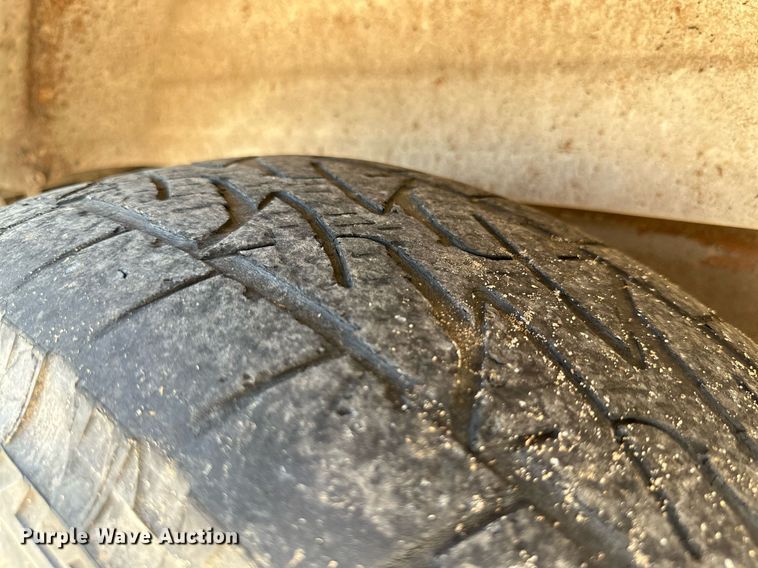 image for item DN4716 2004 Chevrolet Silverado 1500  Ext. Cab pickup truck