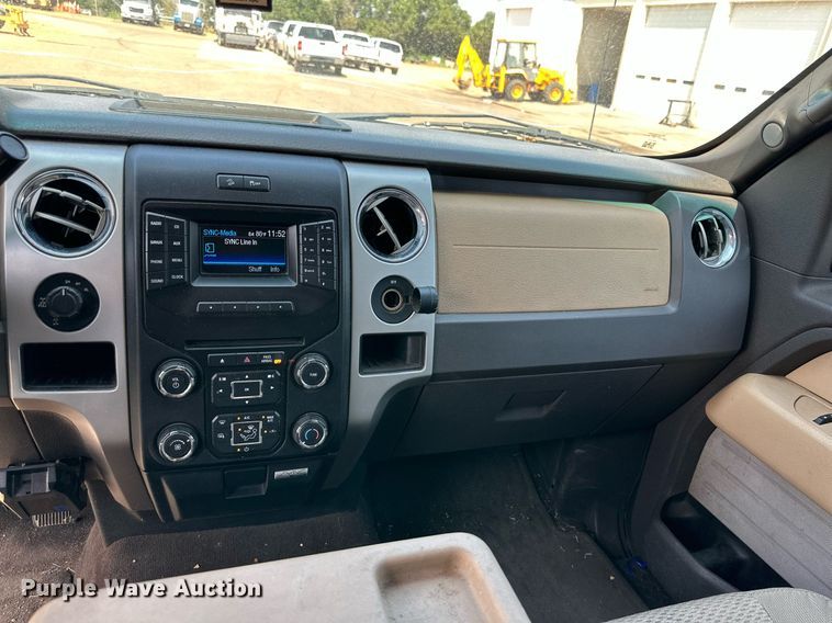 image for item DN4717 2013 Ford F150  SuperCrew pickup truck