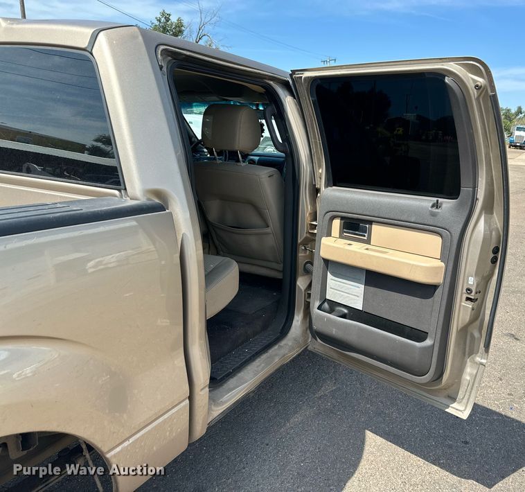 image for item DN4717 2013 Ford F150  SuperCrew pickup truck