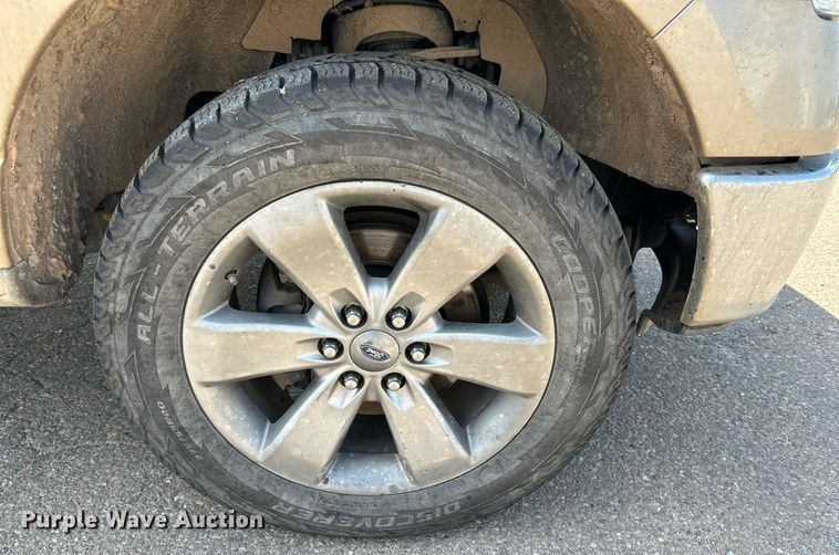 image for item DN4717 2013 Ford F150  SuperCrew pickup truck