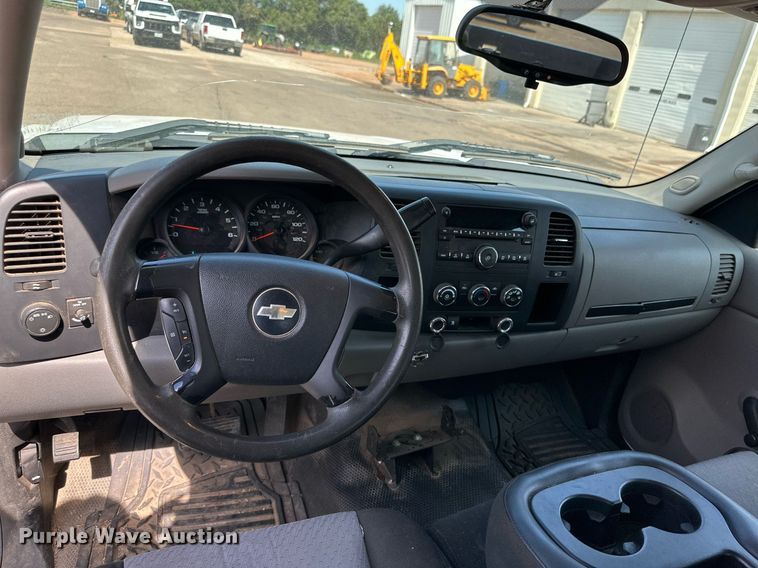 image for item DN4718 2009 Chevrolet Silverado 1500  Crew Cab pickup truck