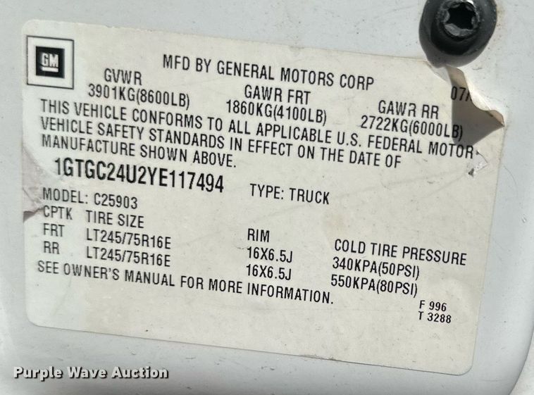 image for item DN4719 2000 GMC Sierra 2500 HD  utility bed pickup truck