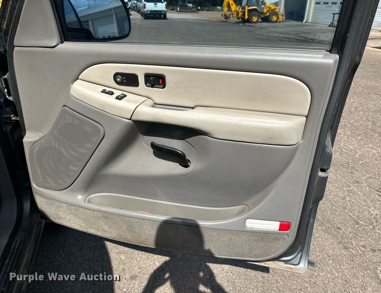 image for item DN4720 2000 Chevrolet Tahoe  SUV