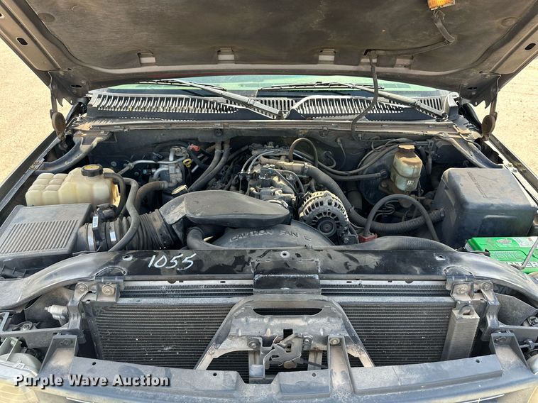 image for item DN4720 2000 Chevrolet Tahoe  SUV