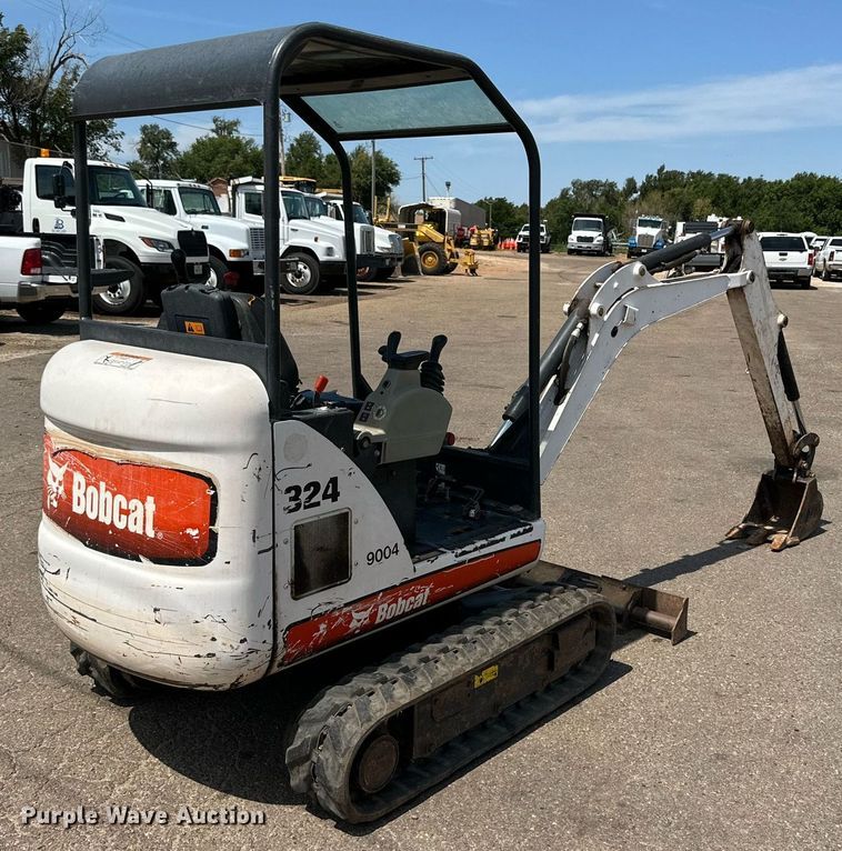 image for item DN4721 2011 Bobcat 324  mini excavator