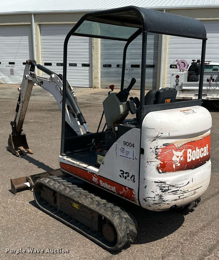 image for item DN4721 2011 Bobcat 324  mini excavator
