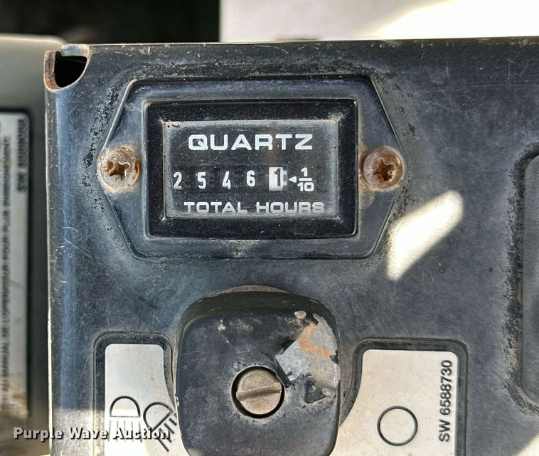 image for item DN4721 2011 Bobcat 324  mini excavator