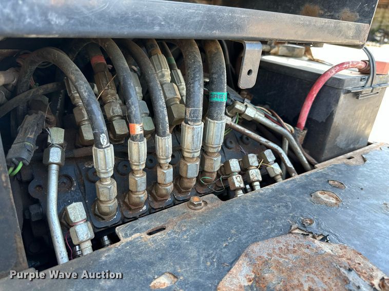 image for item DN4721 2011 Bobcat 324  mini excavator