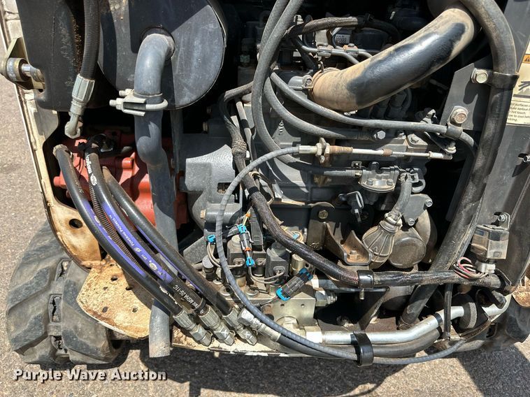 image for item DN4721 2011 Bobcat 324  mini excavator