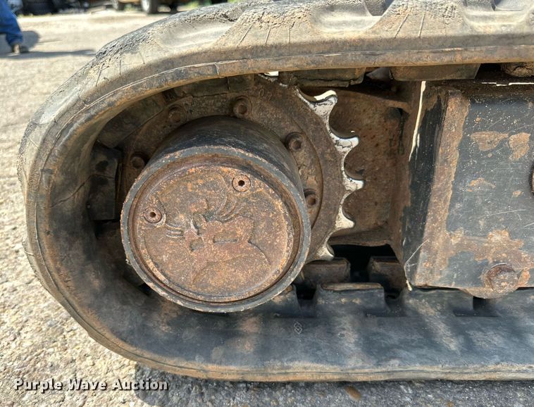 image for item DN4721 2011 Bobcat 324  mini excavator