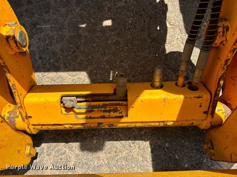 image for item DN4722 1997 JCB 210S  backhoe