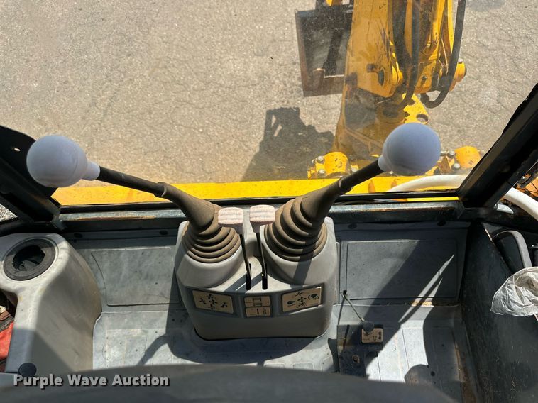 image for item DN4722 1997 JCB 210S  backhoe