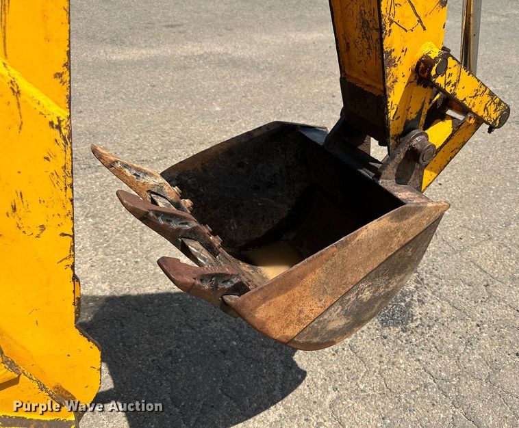 image for item DN4722 1997 JCB 210S  backhoe